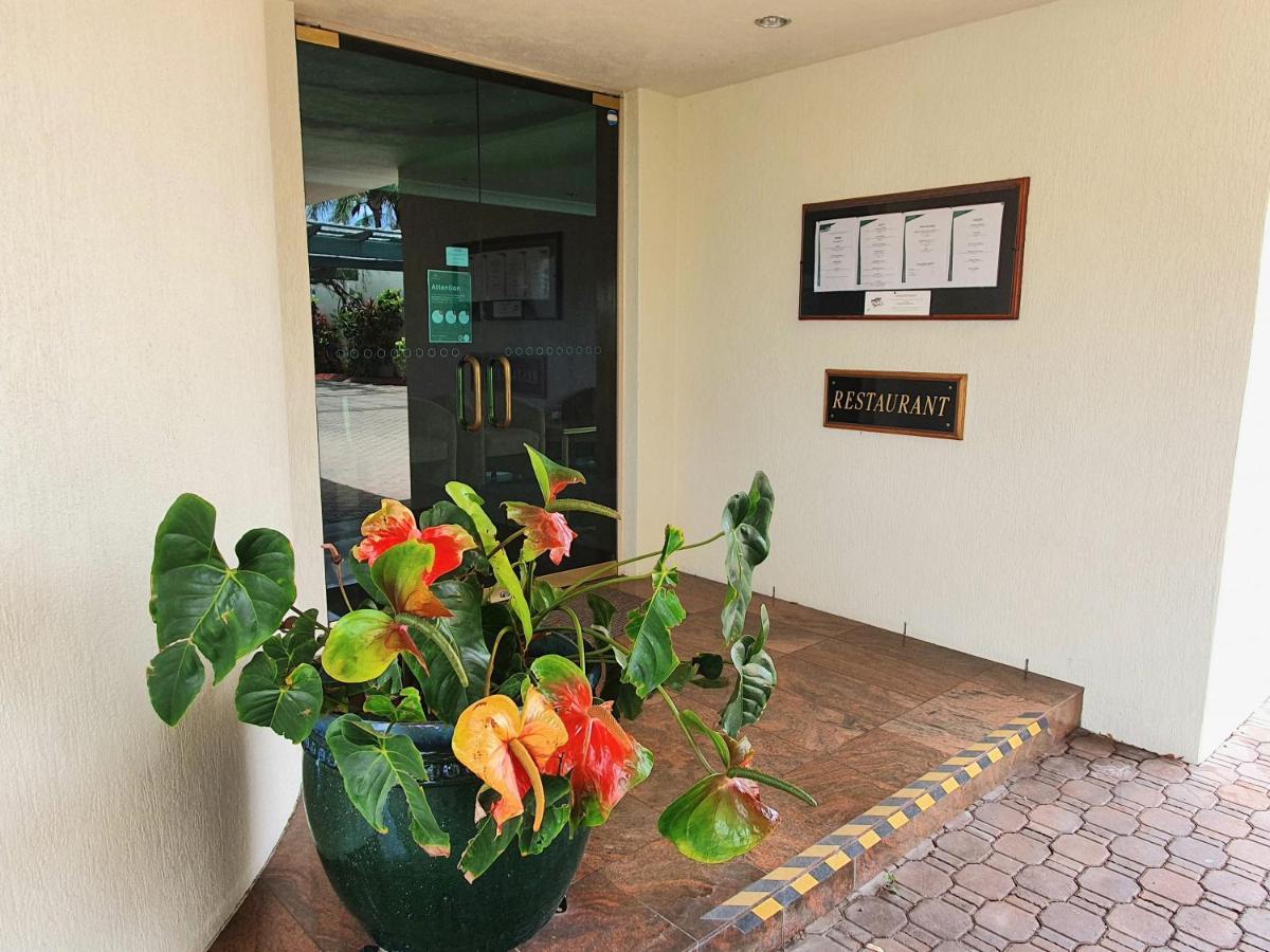 Mcnevins Maryborough Motel Екстериор снимка