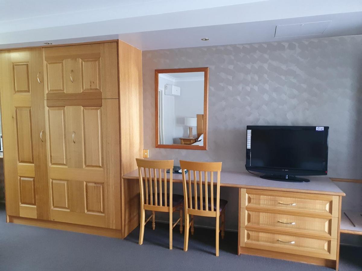 Mcnevins Maryborough Motel Екстериор снимка