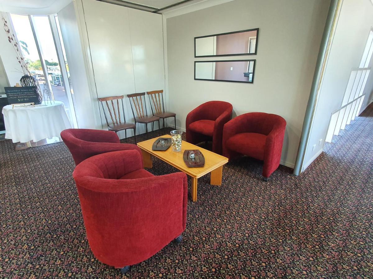 Mcnevins Maryborough Motel Екстериор снимка