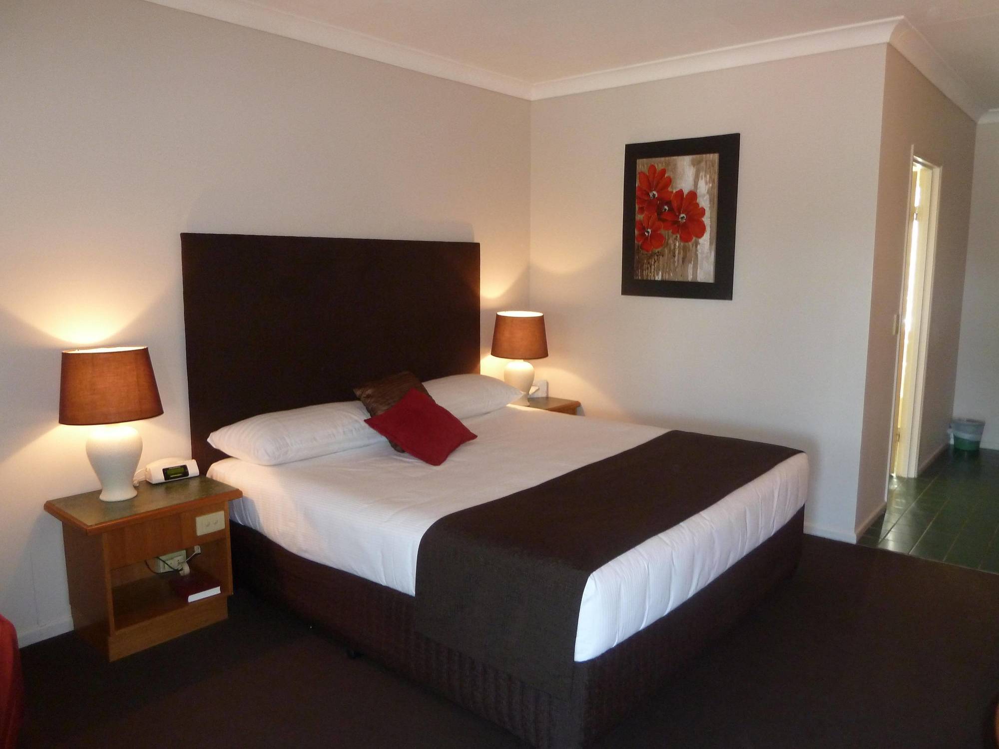 Mcnevins Maryborough Motel Екстериор снимка