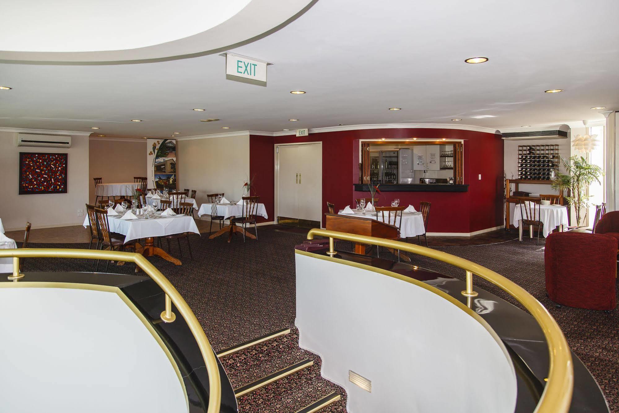 Mcnevins Maryborough Motel Екстериор снимка
